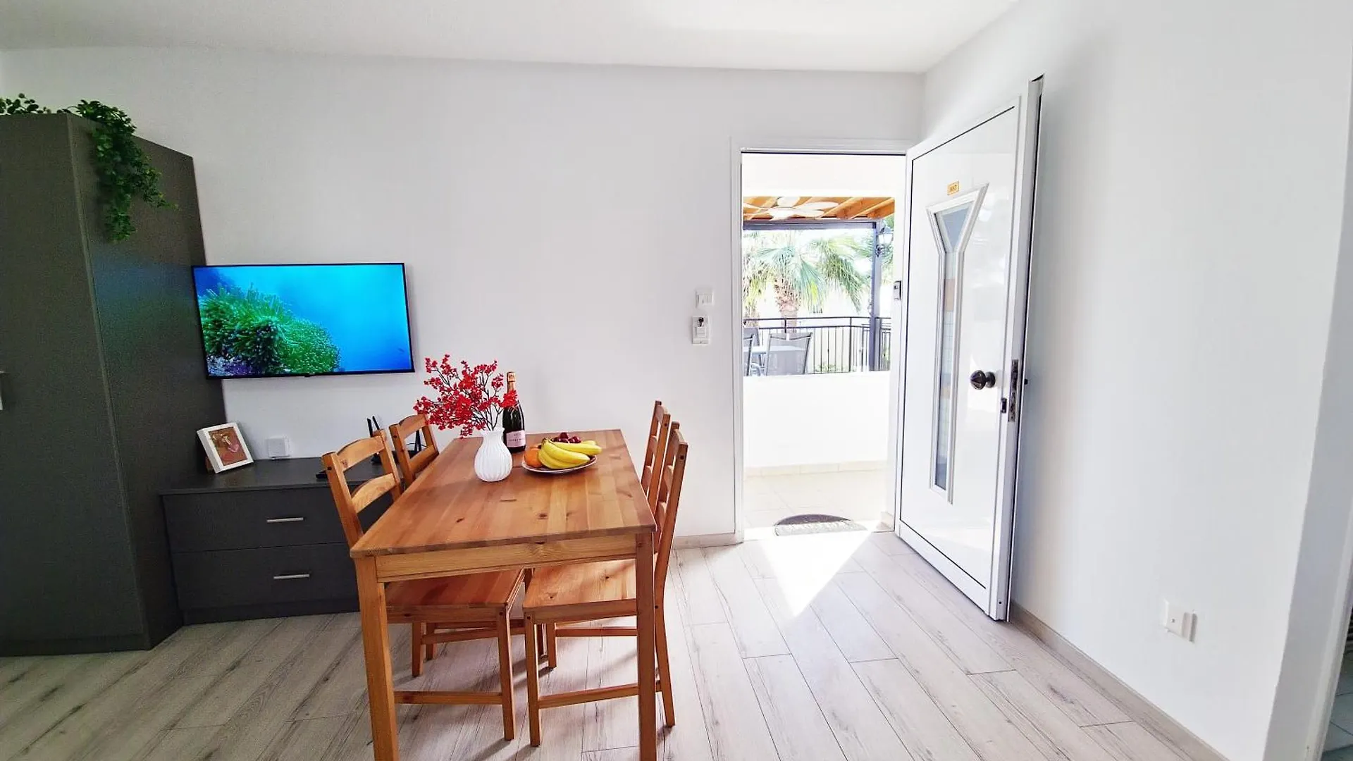 Apartment Oroklini Star 200Metres From The Sandy Beach
